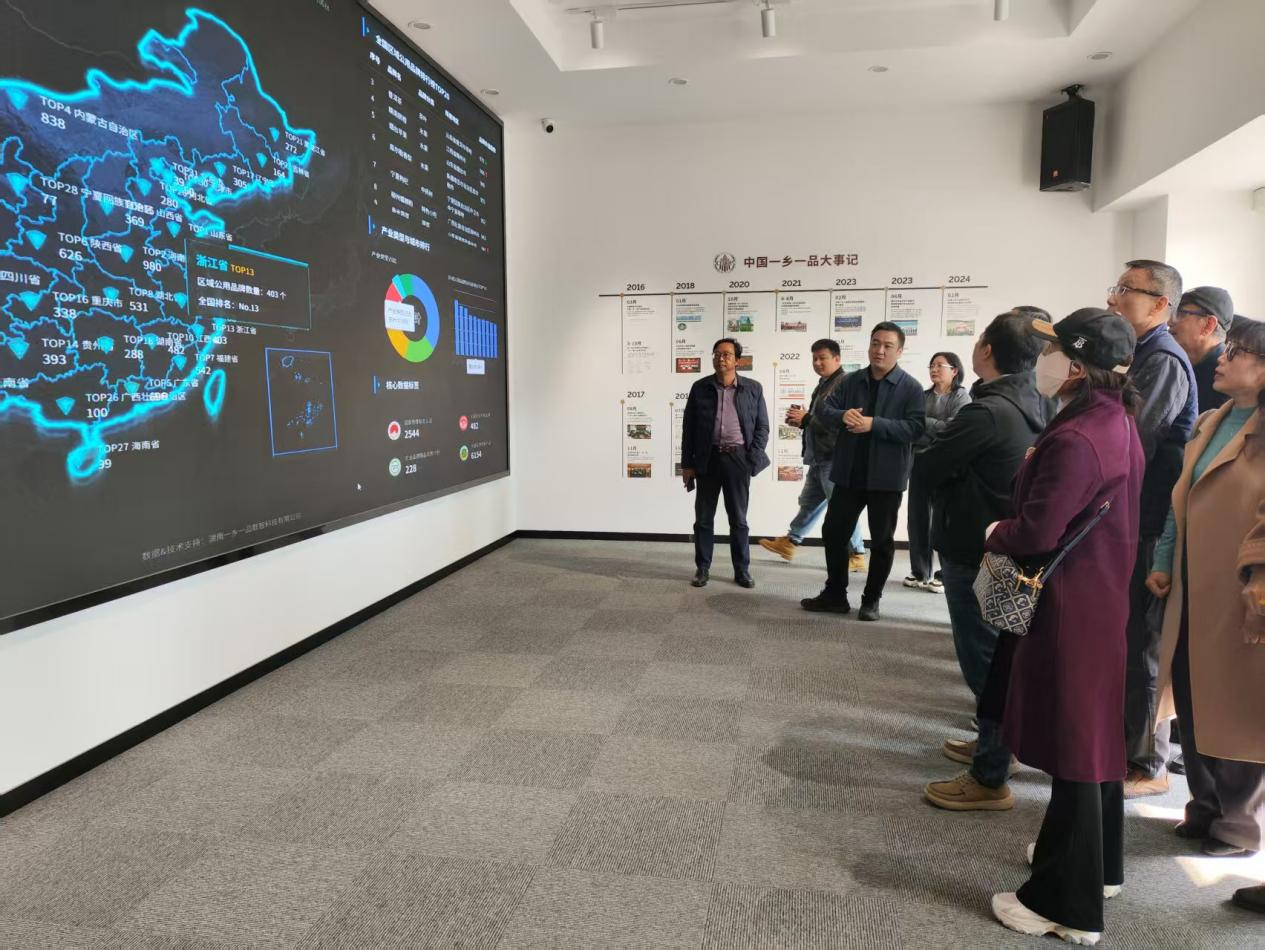 /uploads/allimg/251209/09540H940-1.png 图片2.png